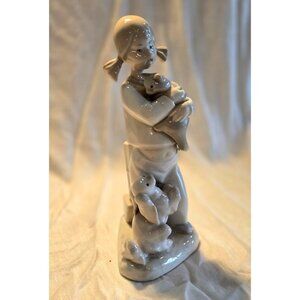 Lladró Figurine Girl with Cat & Dog 1960s Spain Porcelain Glossy Collectible